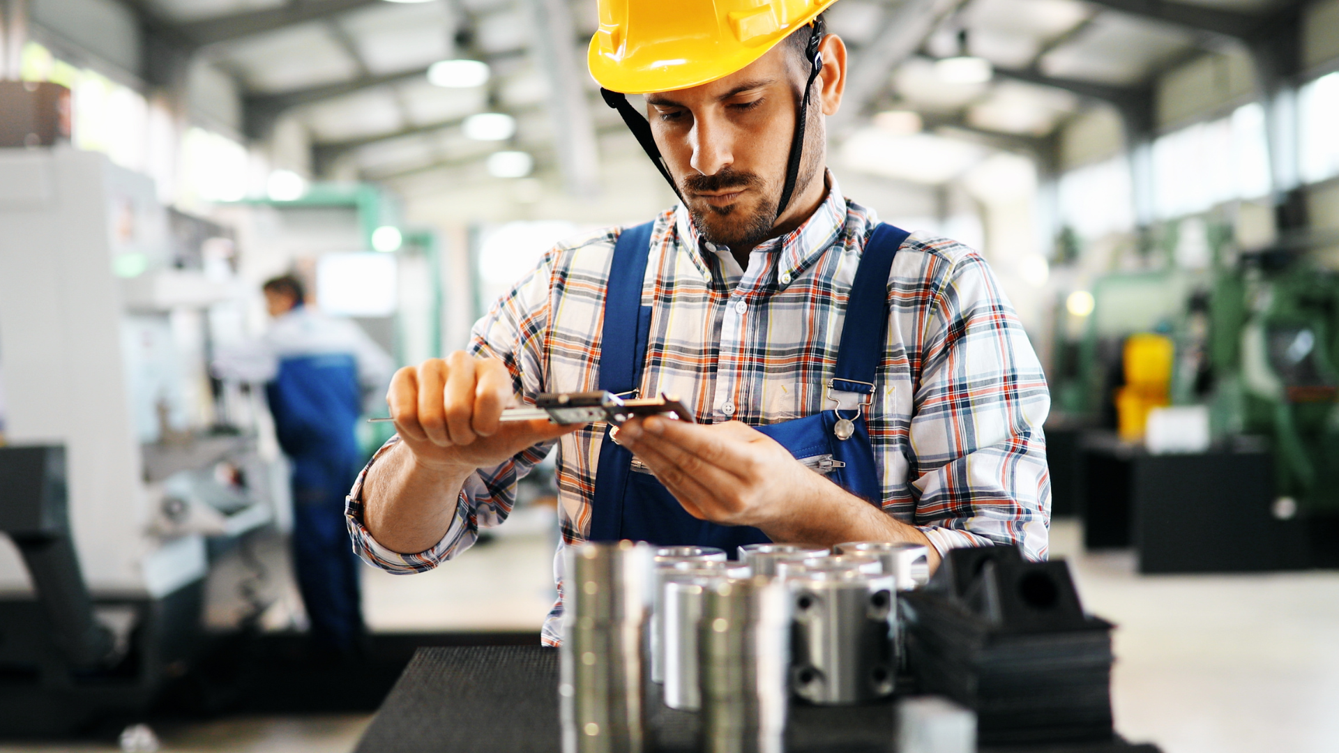 A Guide To Keeping Your Employees Safe in the Manufacturing Industry